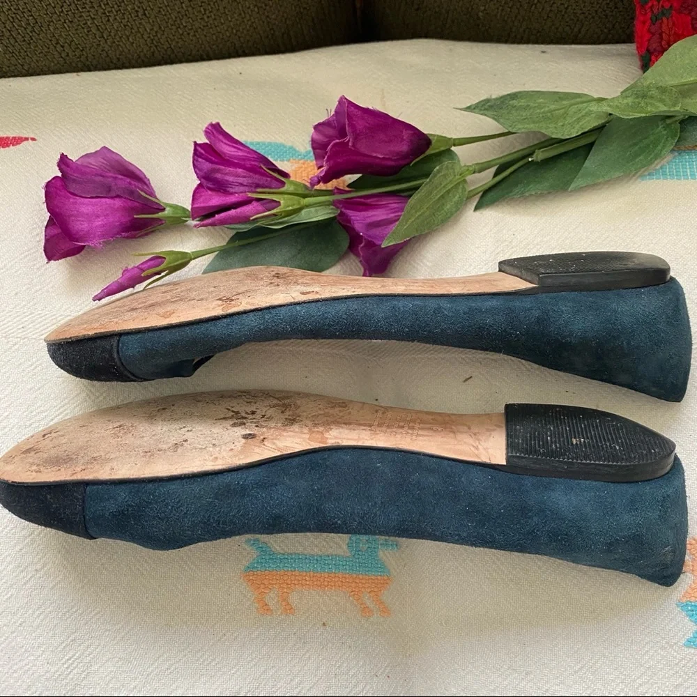 Garnet Hill teal suede flats, Size 8